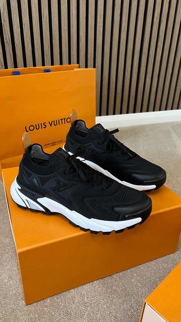 Louis Vuitton Tactic Runners Black / White
